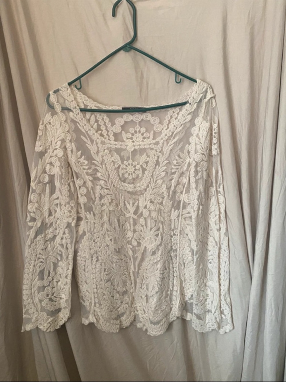 Lace Embroidered Long-Sleeve Women’s Top - White